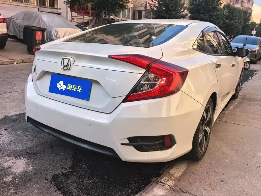 Honda Civic — миниатюра 3