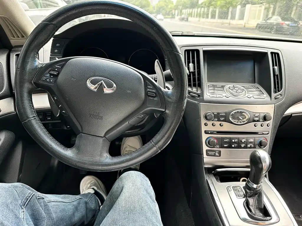 Infiniti G — миниатюра 13