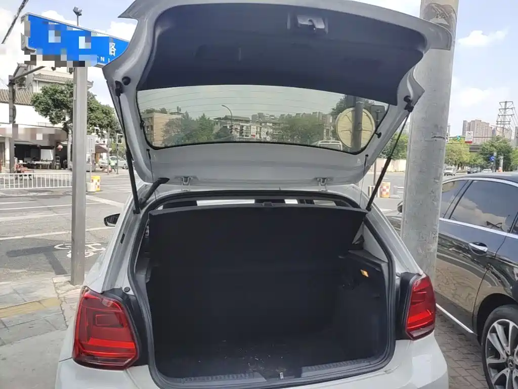 Volkswagen Polo — миниатюра 19