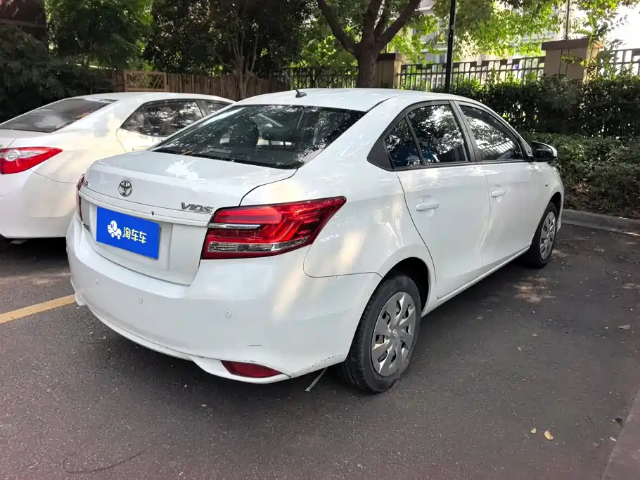 Toyota Vios — миниатюра 3
