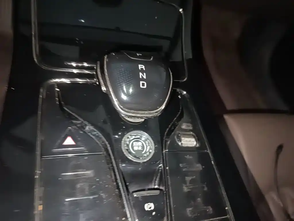 BYD Han — миниатюра 14