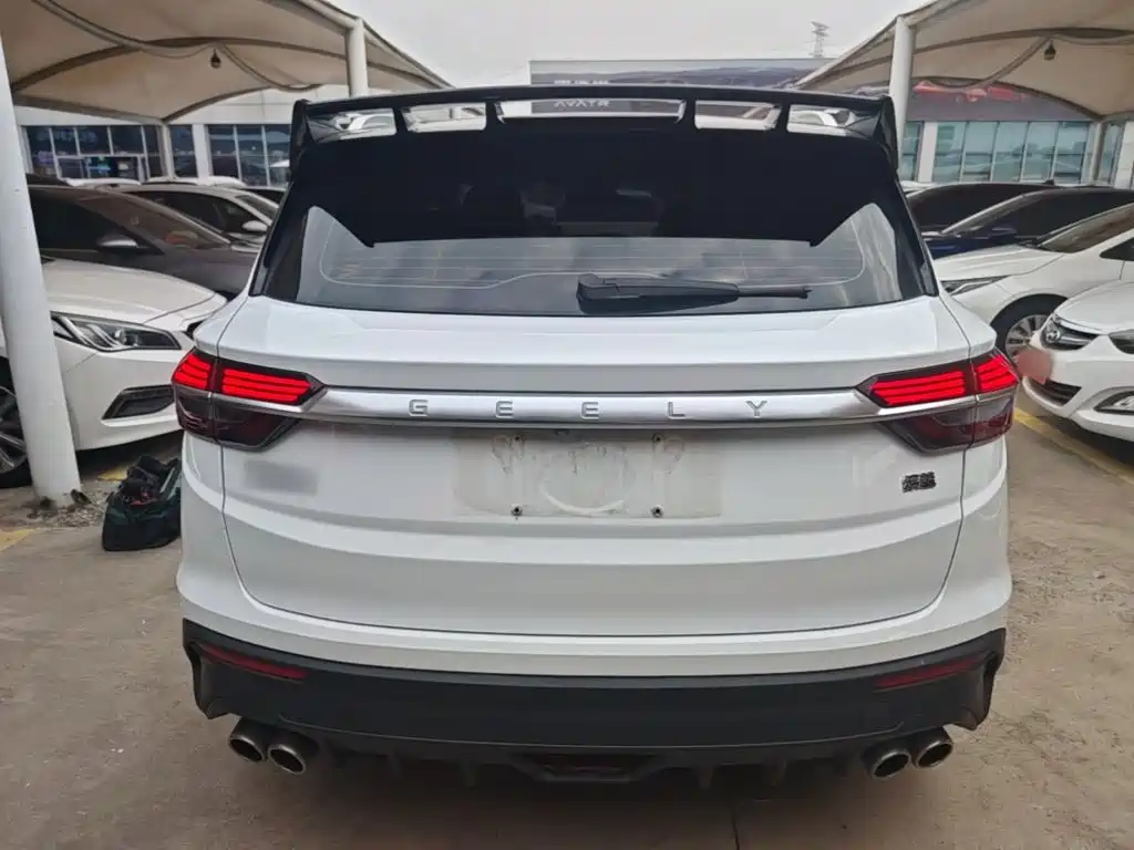 Geely Binyue — миниатюра 6