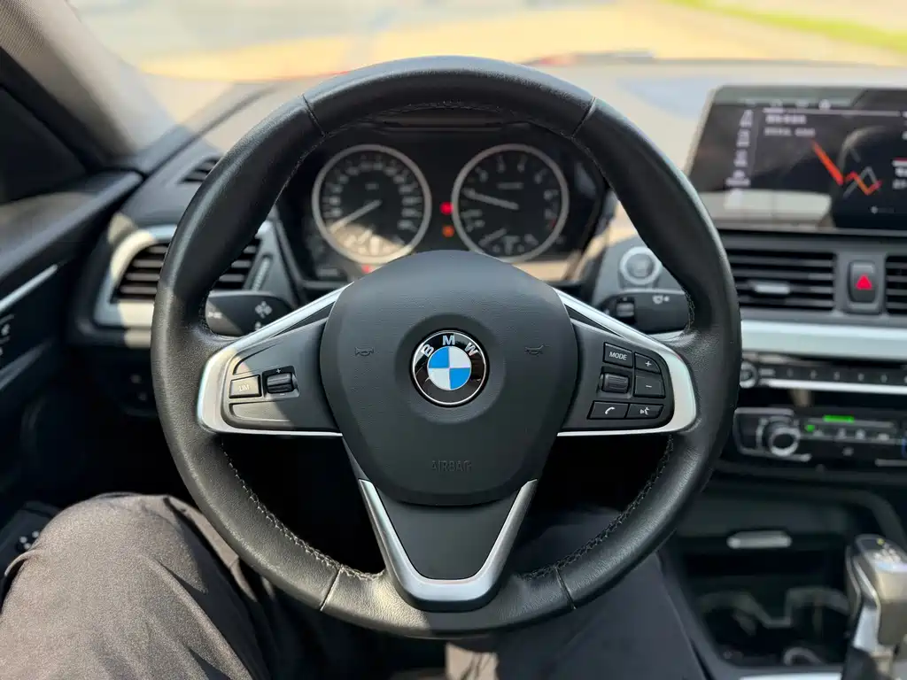 BMW 1 Series — миниатюра 13