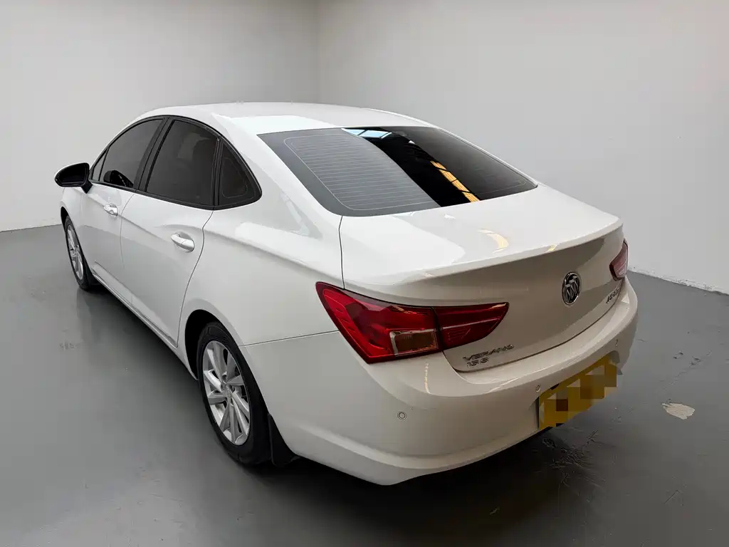 Buick Verano — миниатюра 8