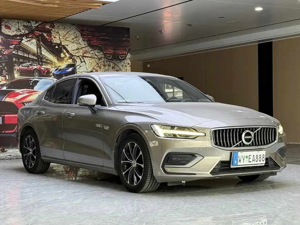 Volvo S60 — миниатюра 3
