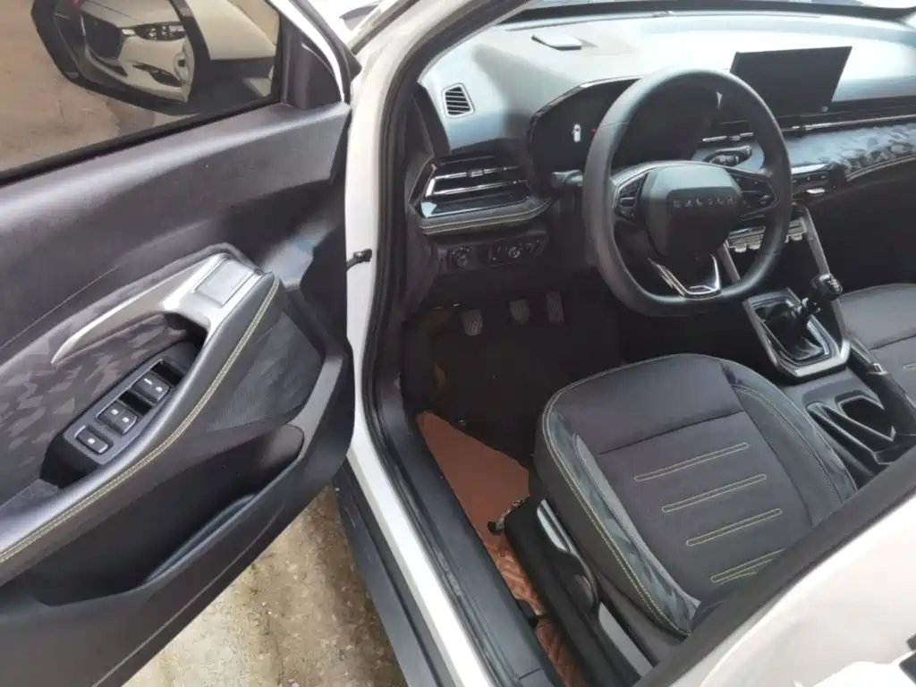 Baojun RS-3 — миниатюра 16