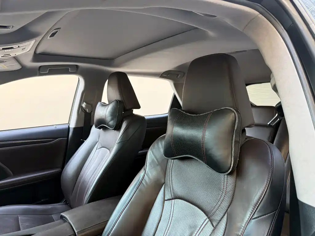 Lexus RX — миниатюра 11