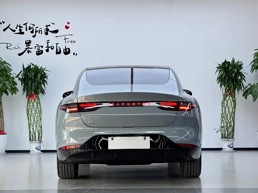 Leapmotor Leapmotor C01 — миниатюра 19