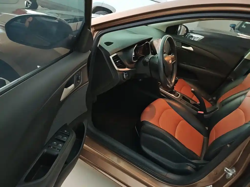 Chevrolet Cavalier — миниатюра 16