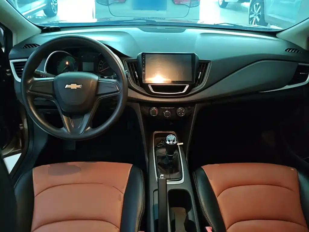 Chevrolet Cavalier — миниатюра 10