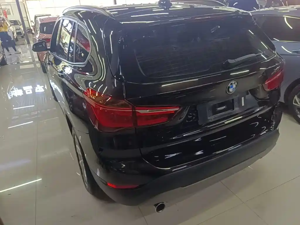 BMW X1 — миниатюра 5