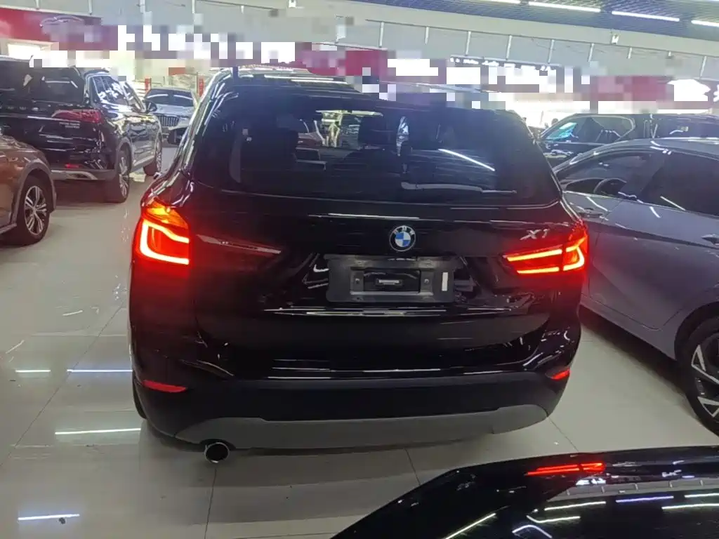 BMW X1 — миниатюра 6