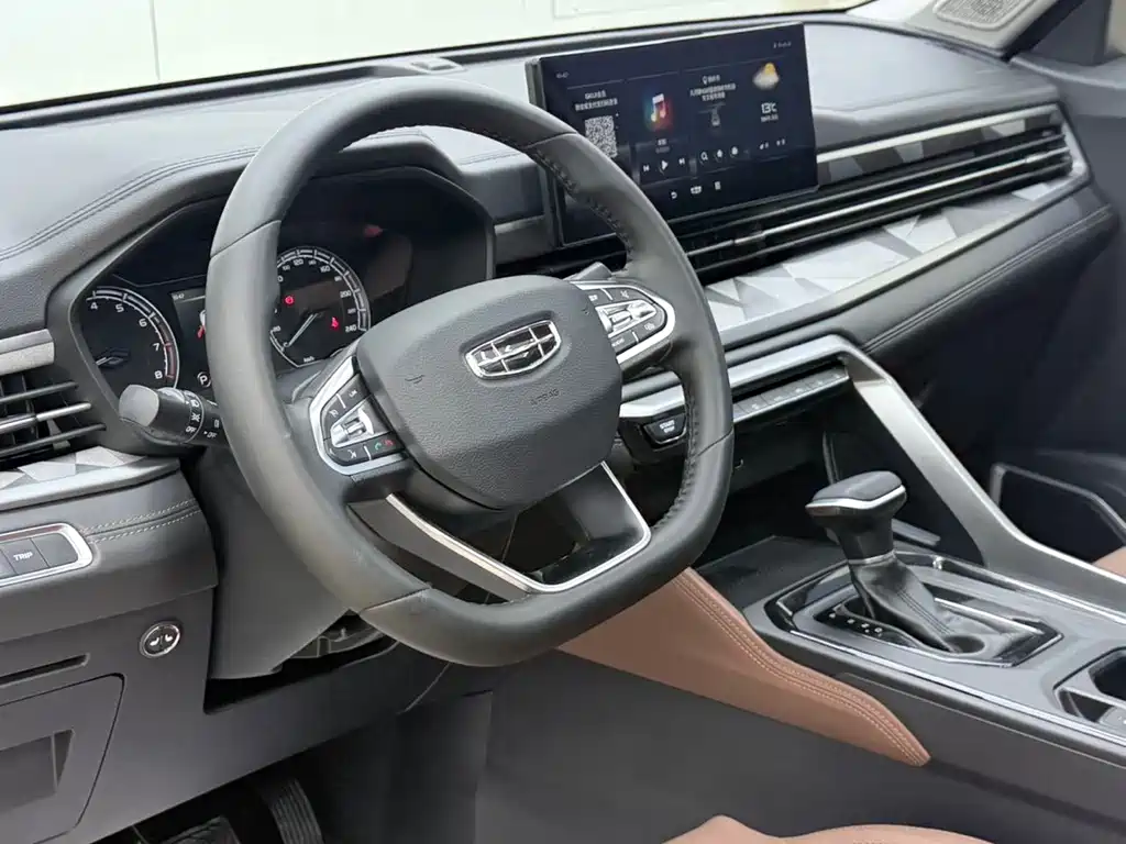 Geely Vision X6 — миниатюра 7