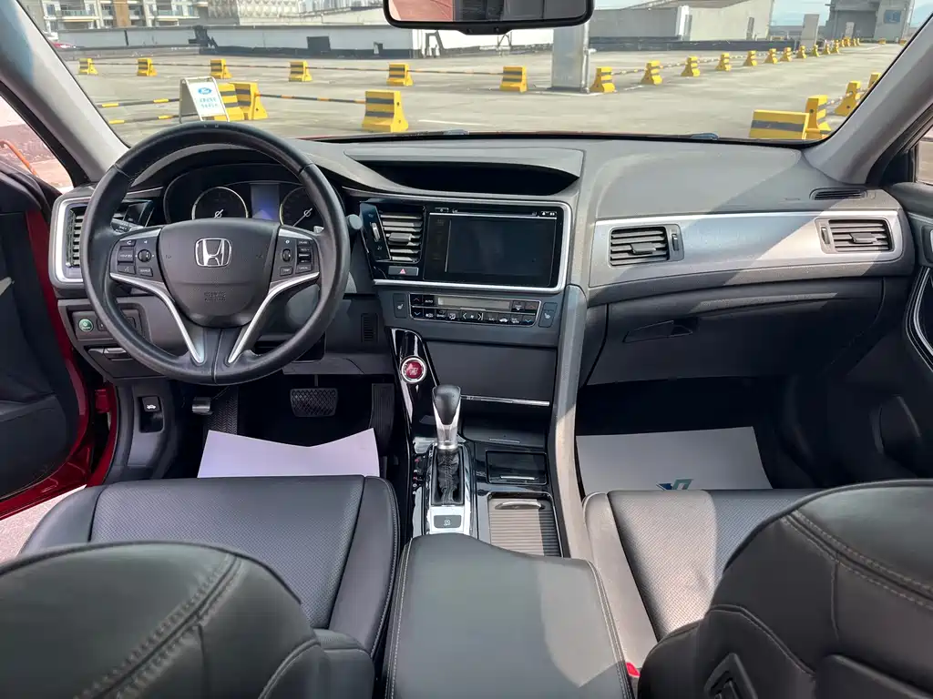 Honda Spirior — миниатюра 6