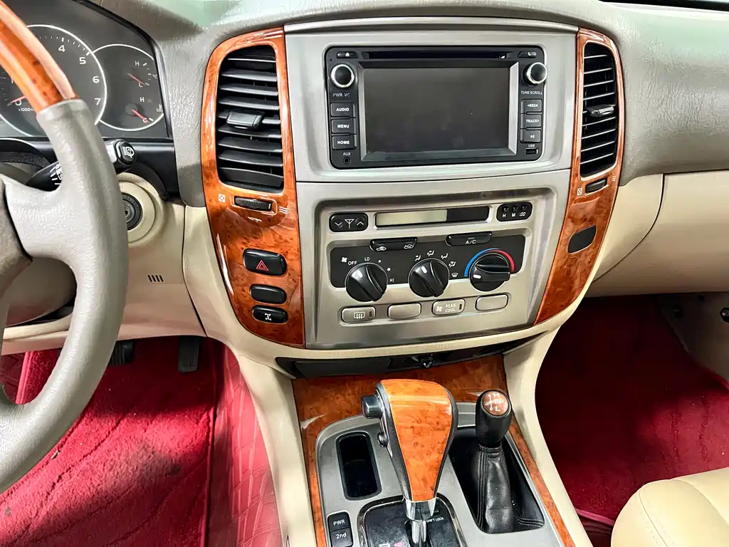 Toyota Land Cruiser — миниатюра 12