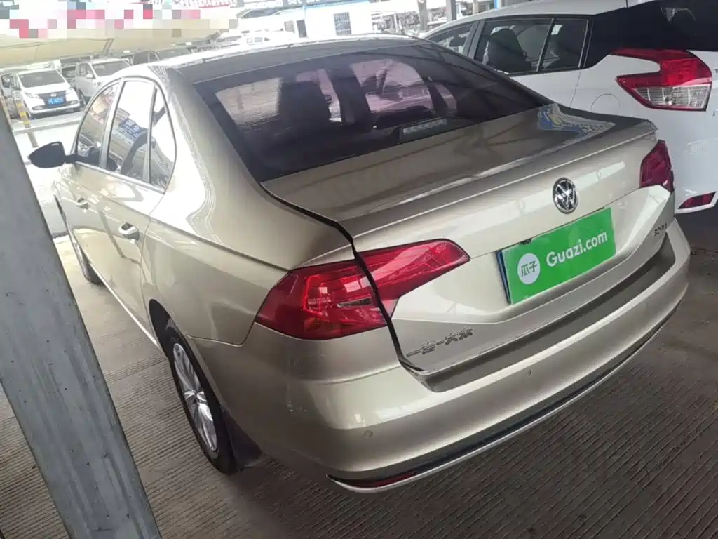 Volkswagen Bora — миниатюра 5