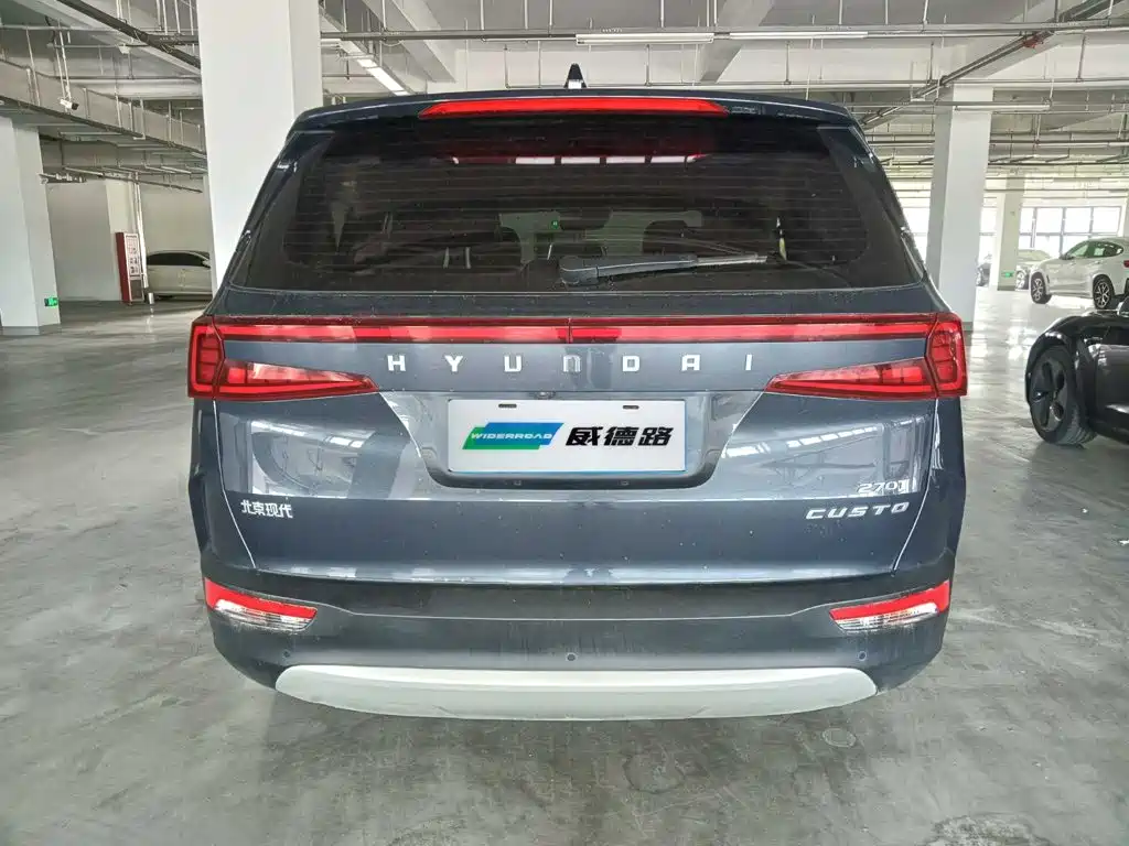 Hyundai Custo — миниатюра 4