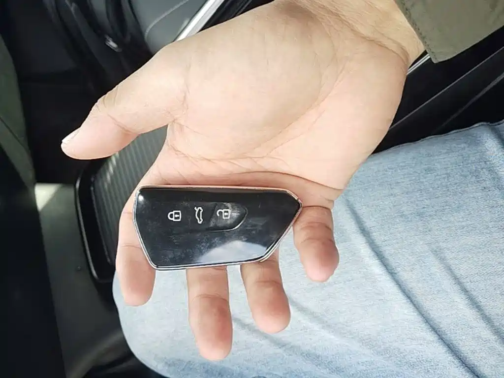 Volkswagen ID.4 X — миниатюра 9