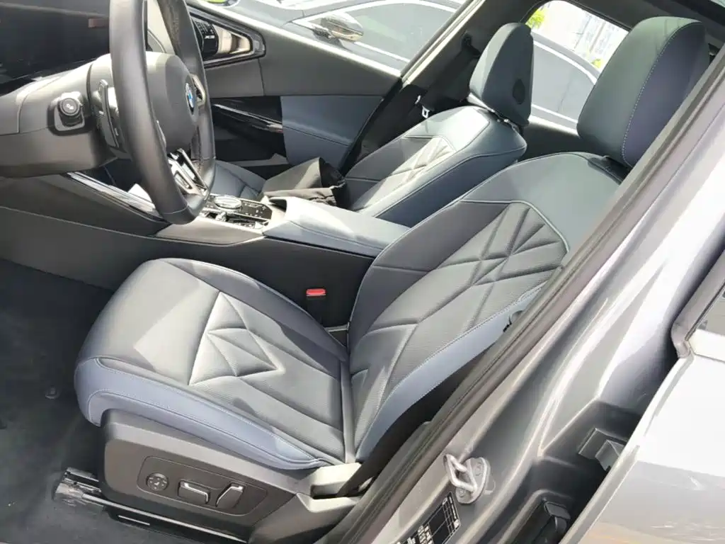 BMW X3 — миниатюра 15