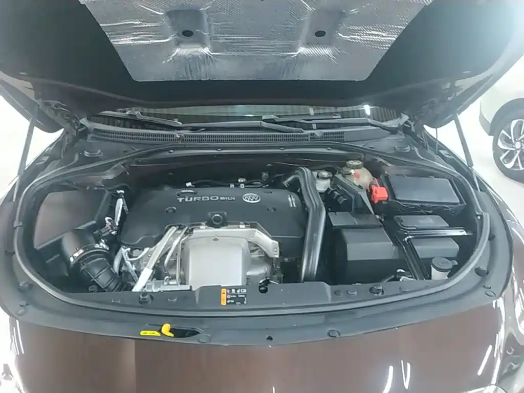 Buick LaCrosse — миниатюра 20