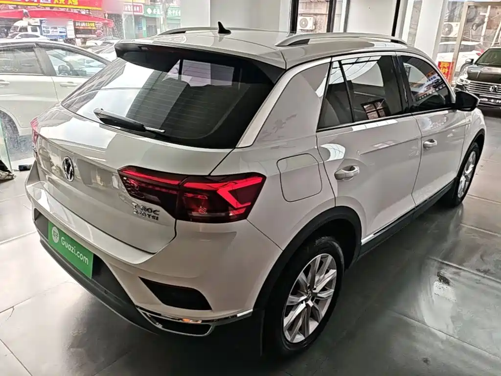 Volkswagen T-Roc — миниатюра 7