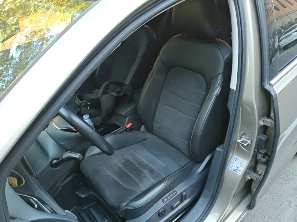 Volkswagen Golf — миниатюра 15