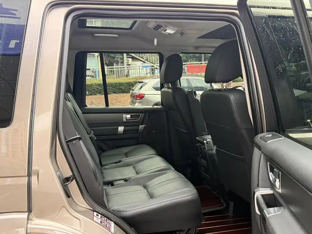 Land Rover Discovery — миниатюра 11