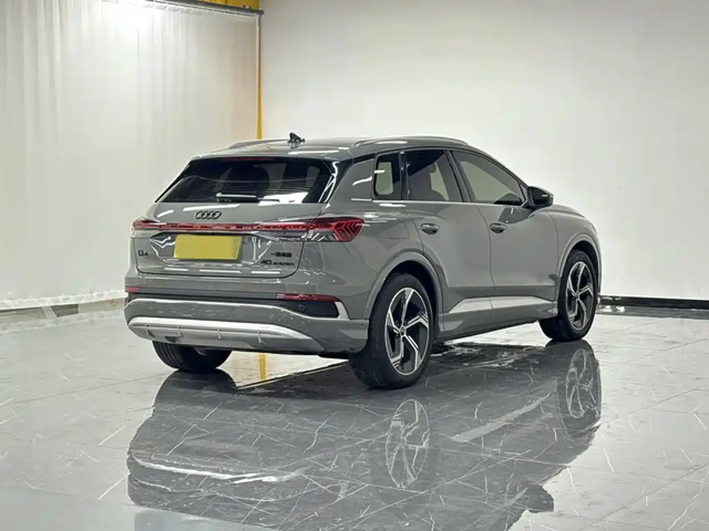 Audi Q4 e-tron — миниатюра 6
