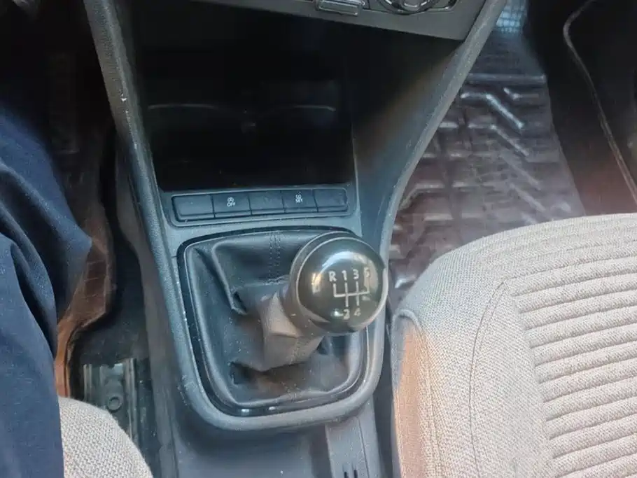 Volkswagen Santana — миниатюра 16