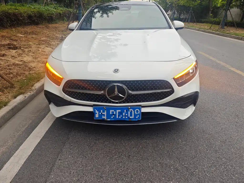 Mercedes-Benz A-Class — миниатюра 2