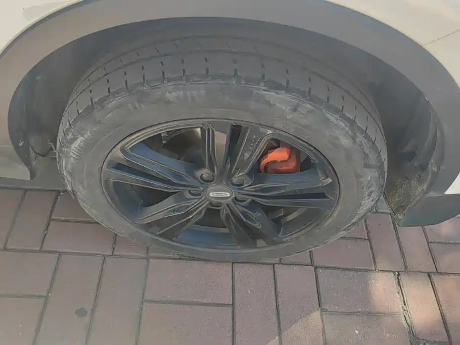 Geely Boyue — миниатюра 6