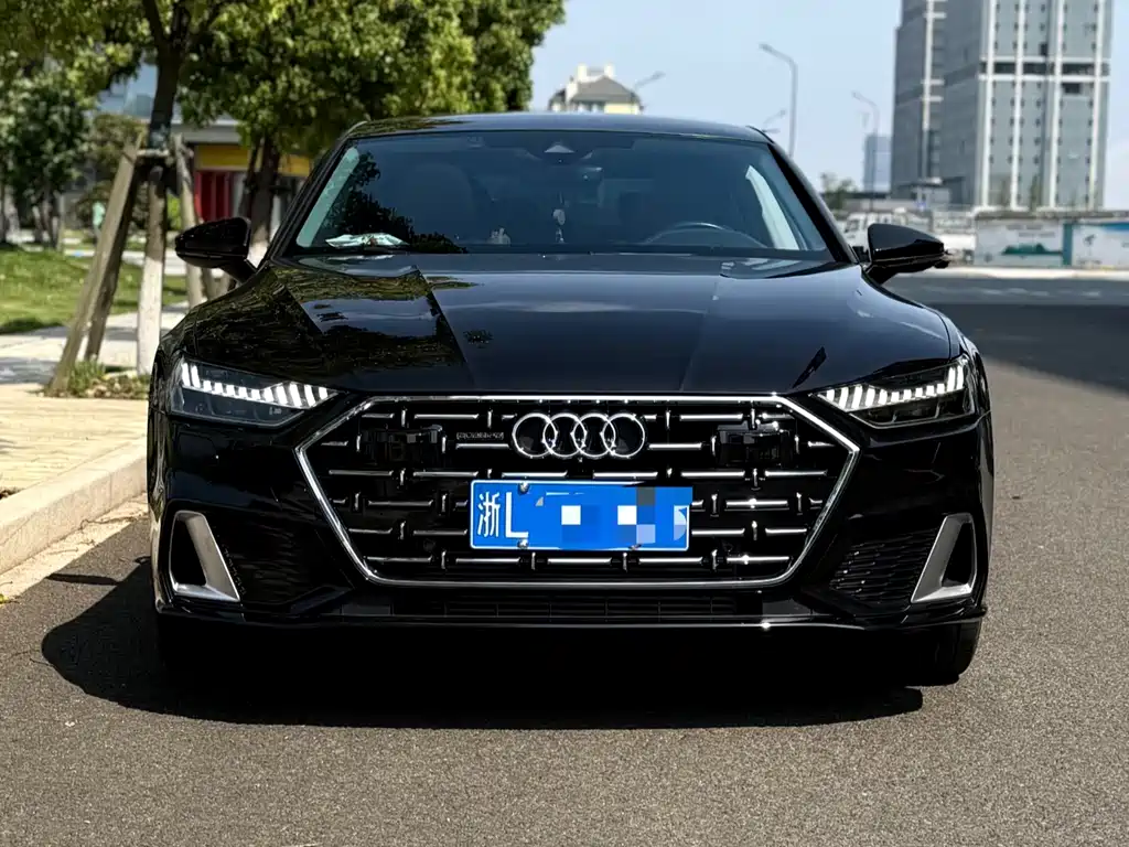 Audi A7L 2024 45 TFSI Luxury