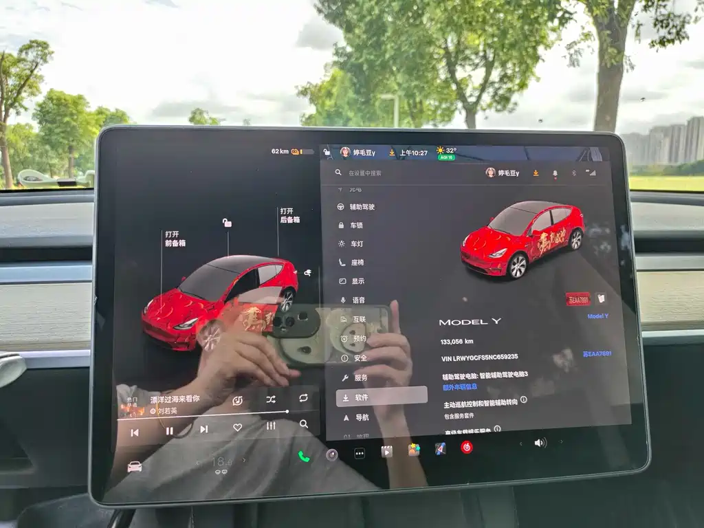 Tesla Model Y — миниатюра 14