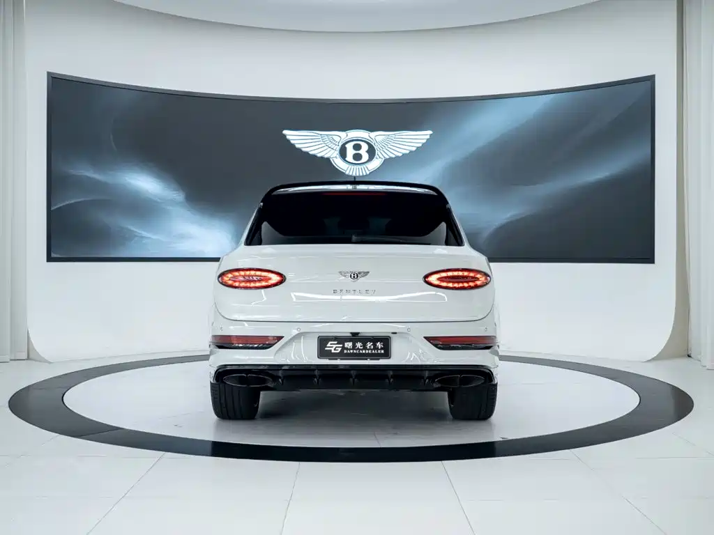 Bentley Bentayga — миниатюра 5