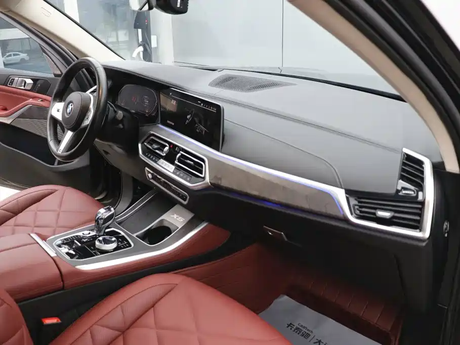 BMW X5 — миниатюра 21