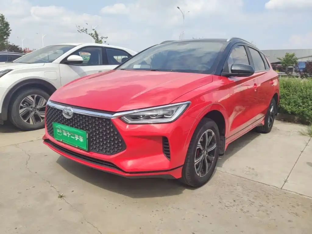 BYD e2