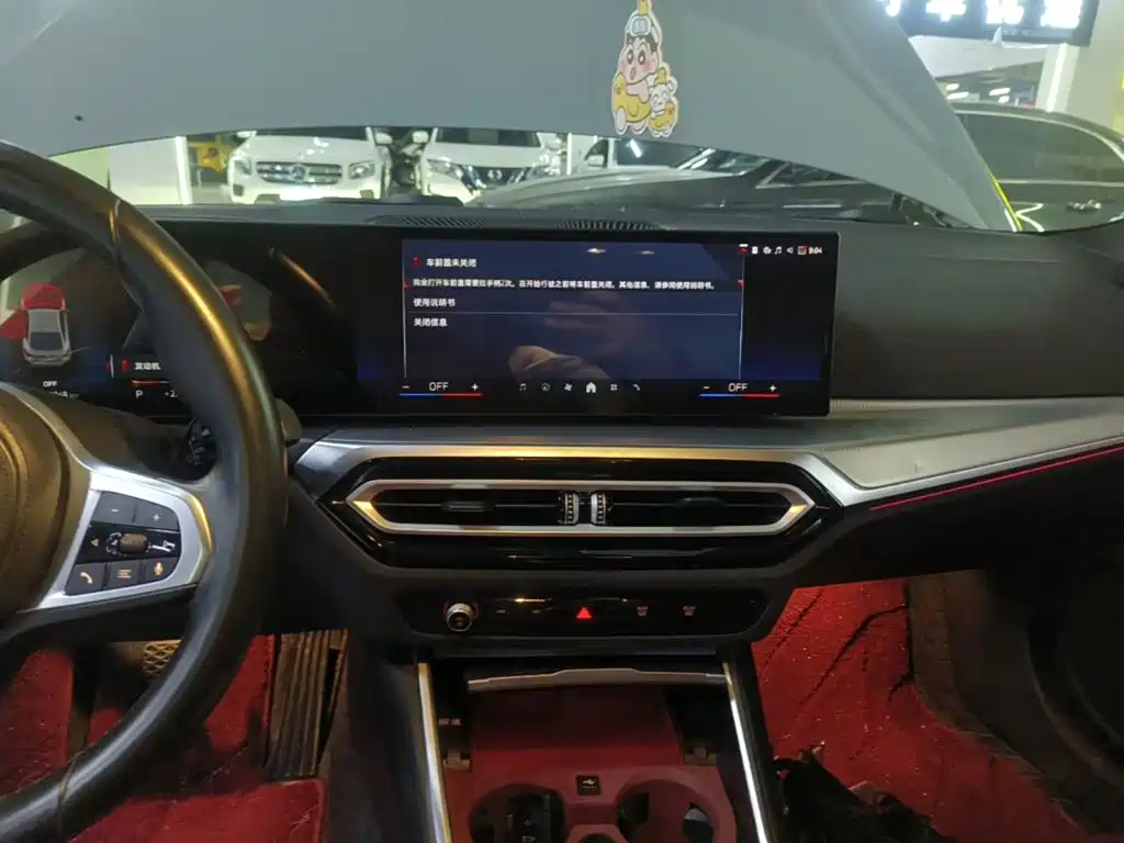 BMW i4 — миниатюра 13