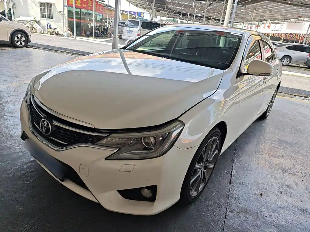 Toyota Reiz