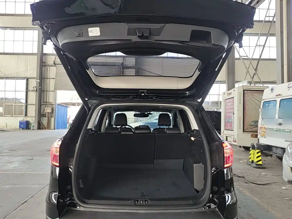 Ford Kuga — миниатюра 19