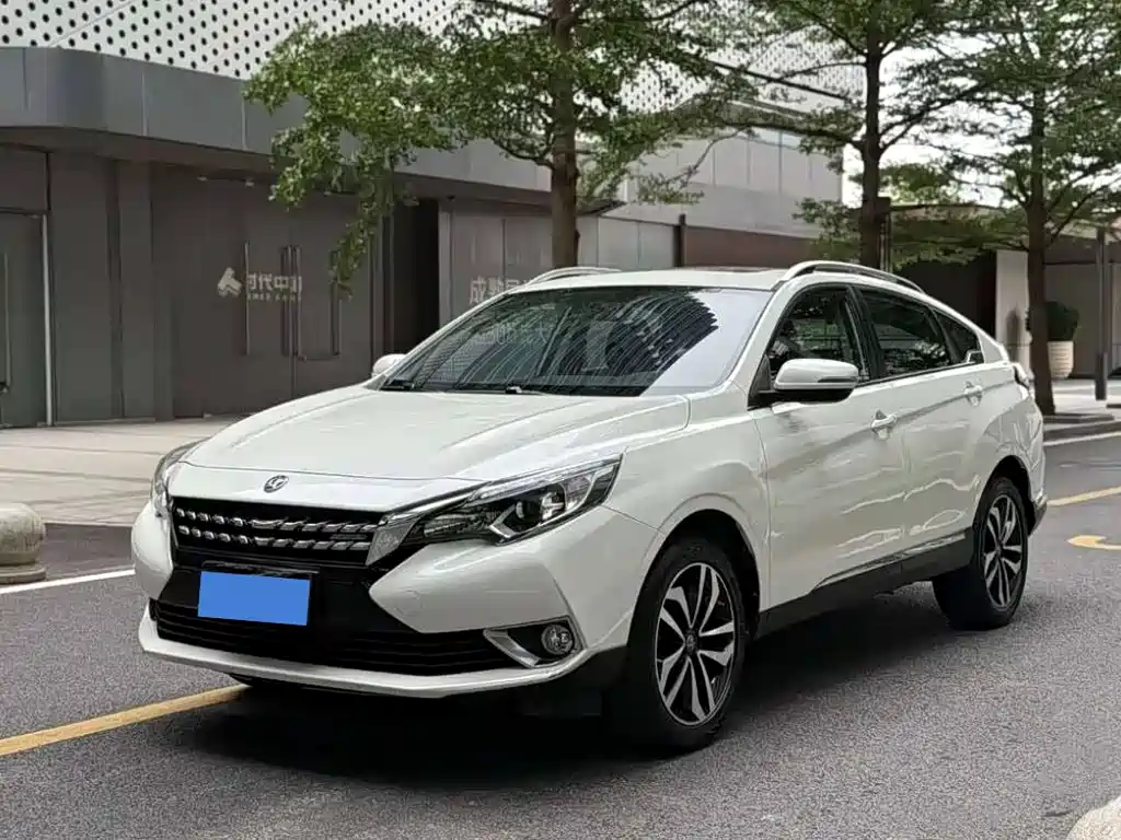 Купить Venucia T90