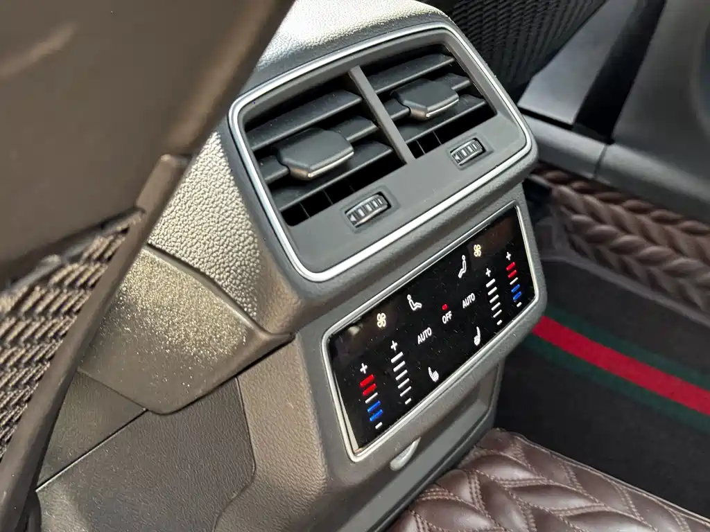 Audi A6L — миниатюра 13
