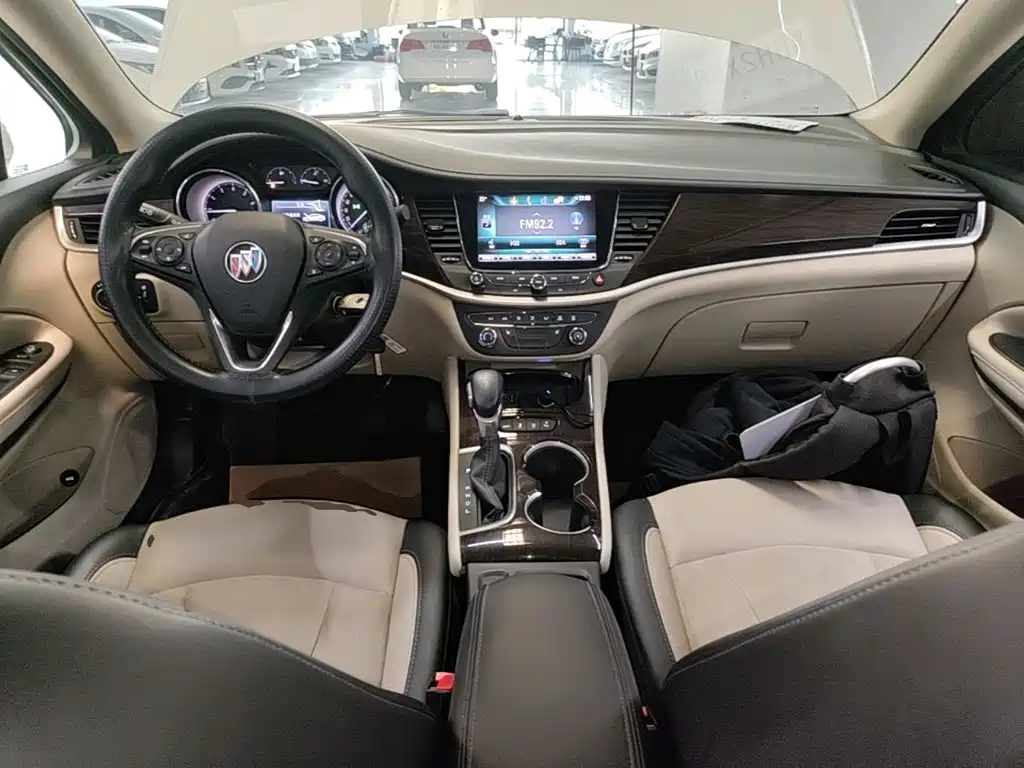 Buick Verano — миниатюра 10