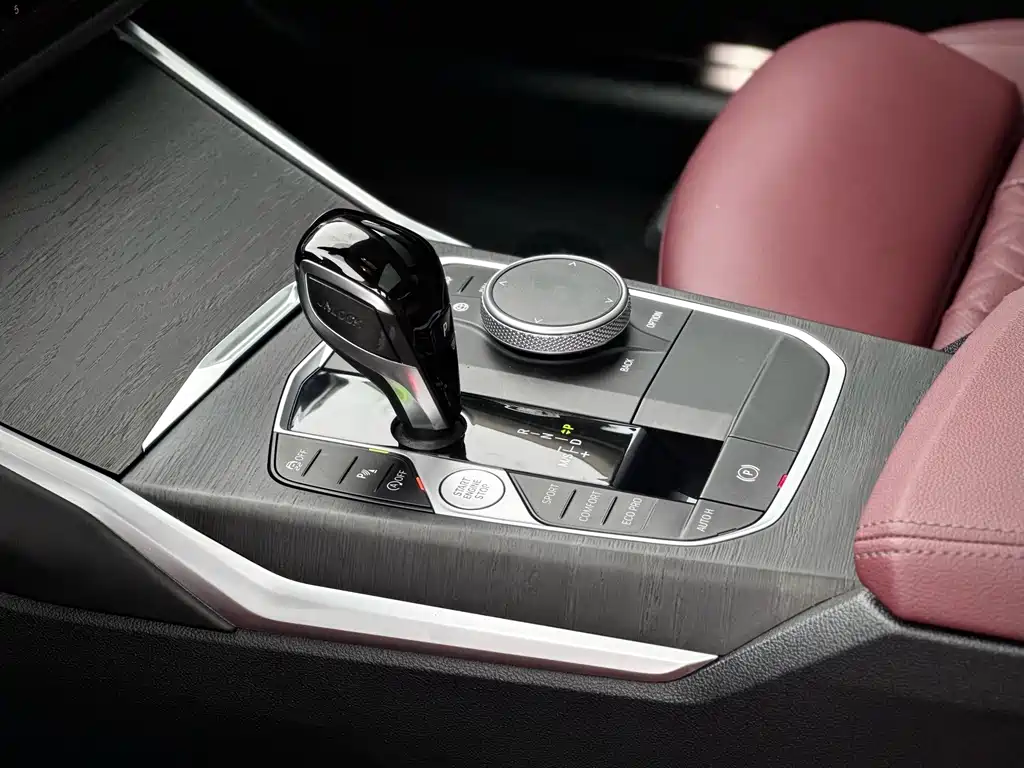 BMW 3 Series — миниатюра 7