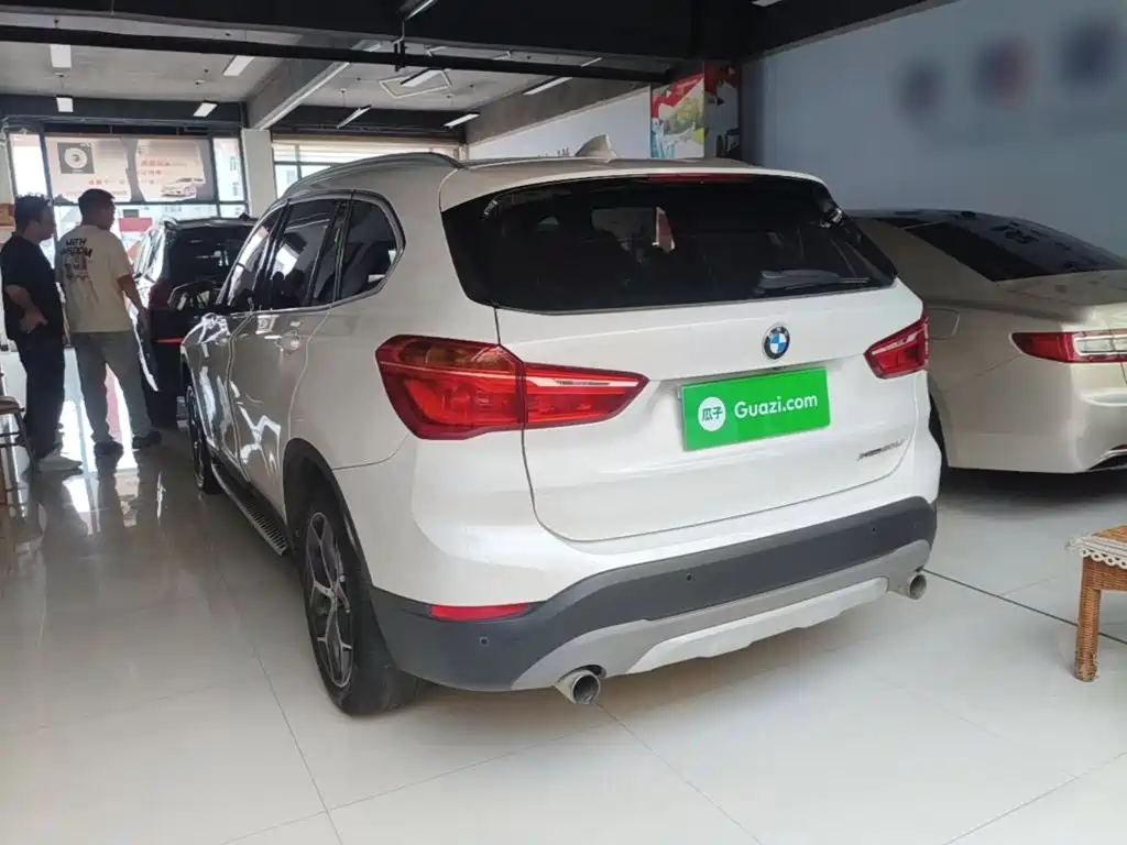 BMW X1 — миниатюра 5