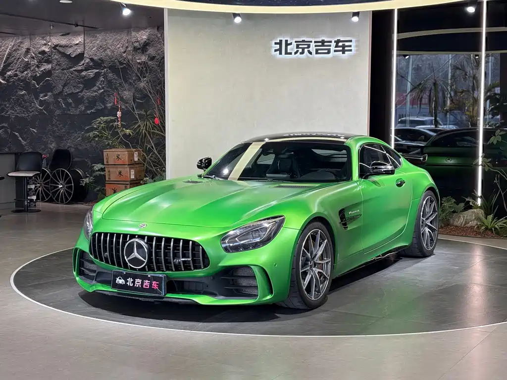 MERCEDES-BENZ AMG GT