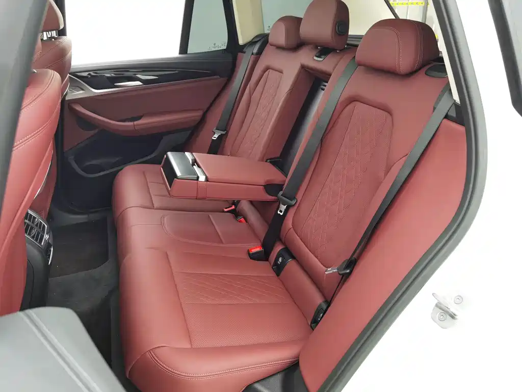 BMW iX3 — миниатюра 10