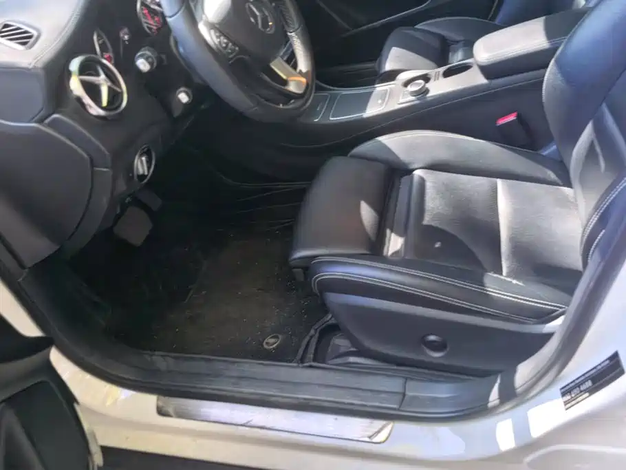 Mercedes-Benz GLA — миниатюра 9