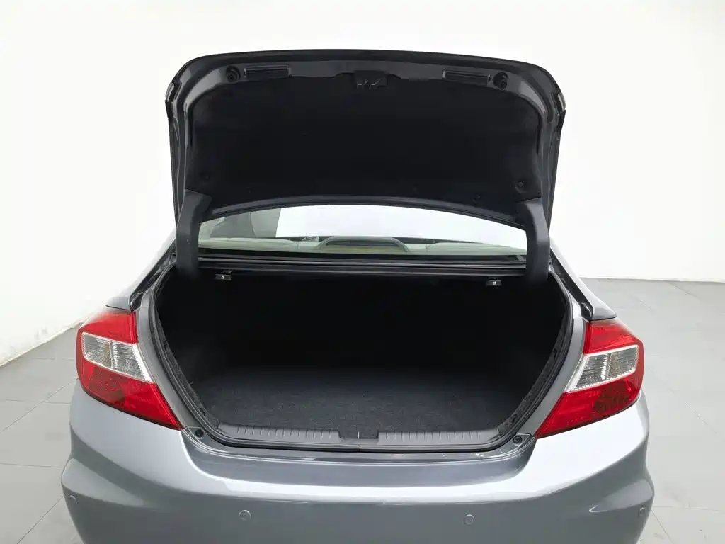 Honda Civic — миниатюра 16