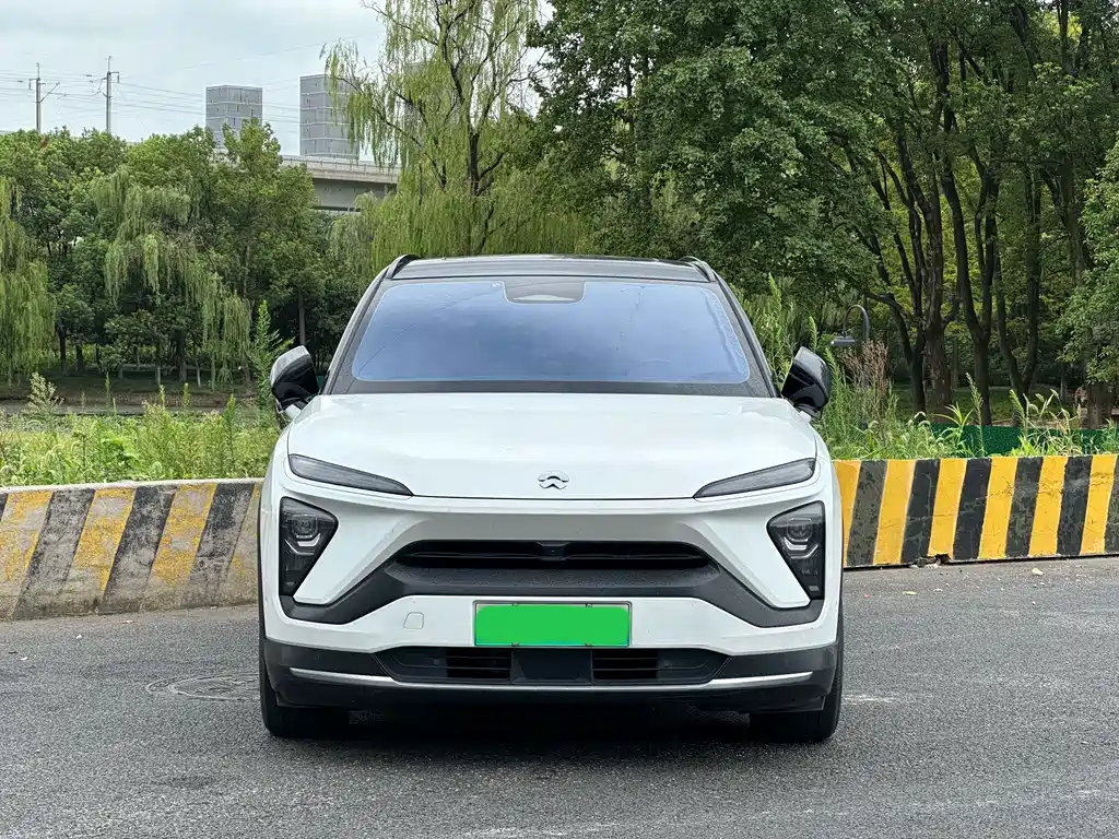 NIO ES6 — миниатюра 2
