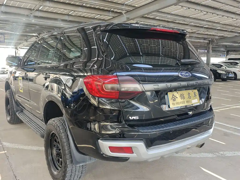 Ford Everest — миниатюра 5